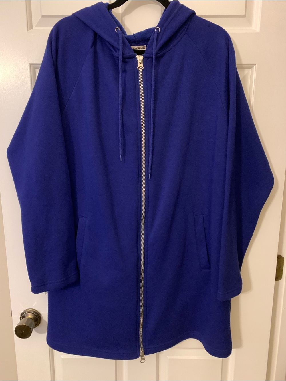 Long hooded fleece sweatjacket